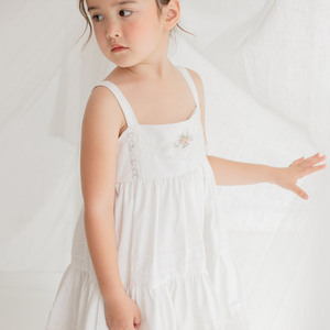 ชุดเดรสลูกไม้ปักลายดอกไม้สีขาวแบบไม่มีแขนและคอเสื้อ แบรนด์ Alula Trendy สำหรับเด็กผู้หญิง คอลเลคชั่นงานปาร์ตี้ฤดูร้อน สำหรับเด็กอายุ 12 ปี - Product Image 1