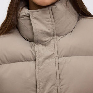 Gilet de sport léger et tendance pour femmes avec tissu respirant et style actif confortable pour tous les jours - Product Image 5