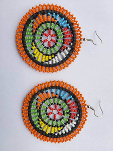 Boucles d'oreilles brodées à la main, personnalisées, avec perles et paillettes, pour les magasins d'accessoires de mode par MD HANDICRAFTS - Product Image 4