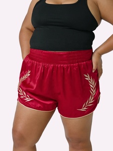 Shorts de Boxeo Muay Thai de Doble Capa Personalizados para Mujer con Logotipo Frontal, Diseño Transpirable y Ligero para MMA y Kickboxing - Product Image 3