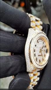 Montre en or plaqué diamant pour homme avec fonction chronographe, idéale pour les événements formels, disponible à la vente, directement de l'usine. - Product Image 2