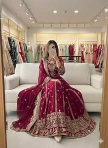 Traje Anarkali Moderno y Elegante de Ramdev Trading, con Bordado de Georgette Fox, Seda Cosmos de Secado Rápido, Ideal para Fiestas - Product Image 2