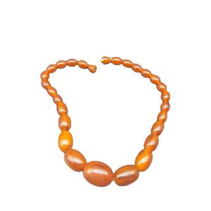 Collier de perles en résine de haute qualité pour femmes avec corne nouveauté pendentif époxy élégant bijoux en résine de perle pour cadeau - Product Image 1