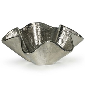 Bols en aluminium métallique très demandés, finition antique, faits à la main, durables, pour fêtes, fruits, salades, ustensiles de cuisine, décoration de table et de la maison - Product Image 4