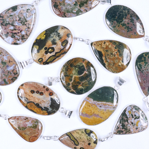 Colgante de Jaspe Oceánico Hecho a Mano de Alta Calidad, BISMILLAH GEMS, Chapado en Plata, Forma de Paz, Diseño Artesanal Único y Moderno - Product Image 2