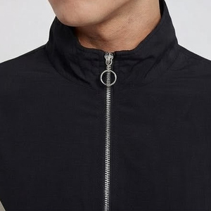 Conjunto Deportivo Cortavientos de Nailon Impermeable de Alta Calidad para Hombre, Color Sólido, Chaqueta Cortavientos y Pantalones Cortos - Product Image 6