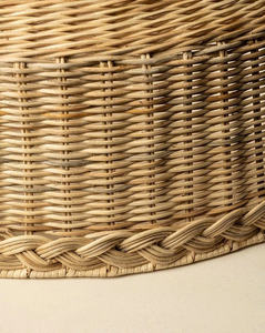 Collar Clásico de Mimbre Natural Tejido para Árbol de Navidad - Base Rústica de Salgueiro para Decoración de Árboles Navideños - Product Image 4