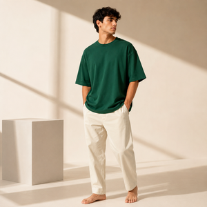 เสื้อยืดโอเวอร์ไซส์สำหรับผู้ชาย ออกแบบมาให้ทรงหลวม ผ้าระบายอากาศได้ดี เนื้อผ้านุ่มสบาย เหมาะสำหรับการสวมใส่ในชีวิตประจำวันอย่างมีสไตล์และทันสมัย - Product Image 5