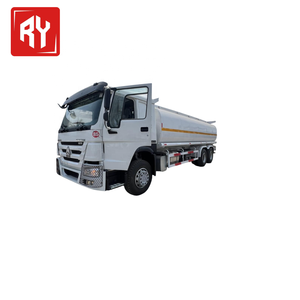 HOWOシングルタンカートラック20000L容量7コンパートメント給油ガン - Product Image 1