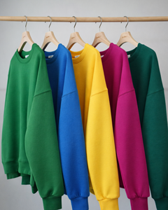 Sweat-shirt noir pour homme – Sweat-shirt tendance au design unique - Product Image 4