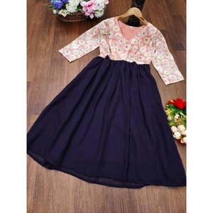 DESIGNRE GEORGETTE IMPRESSION NUMÉRIQUE TRAVAIL UNE PIÈCE BLEU MARINE - Product Image 2