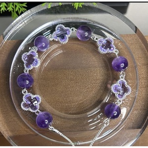 Pulsera de Trébol de Cuatro Hojas con Cristal de Amatista Transparente Rosa, Amuleto de la Suerte Feng Shui, Joyería Minimalista para Mujer - Product Image 3
