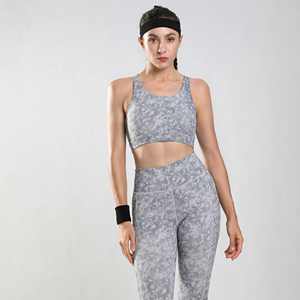 Nuevo conjunto de yoga personalizado para mujer, top corto con hombros descubiertos, leggings de gimnasio con cintura elástica de spandex/nailon para fitness, trabajo, gimnasio y yoga. - Product Image 3