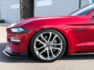 รับรถหรูมือสองปี 2021 รุ่น GT V8 Premium Trim - Product Image 2