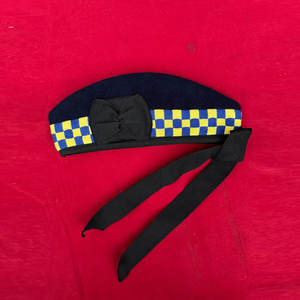 Casquette écossaise bleue et jaune à motifs, style Glengarry, pour bagpipeur, 100% laine bleu marine, chapeau de kilt celtique pour bagpipeur - Product Image 1