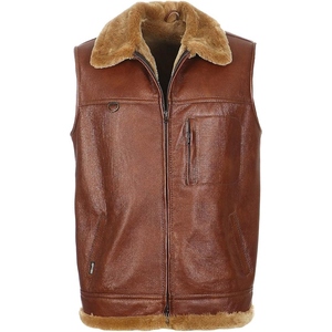 Gilet de moto en cuir authentique conçu pour les hommes qui privilégient une coupe traditionnelle avec durabilité et un style minimaliste épuré - Product Image 1