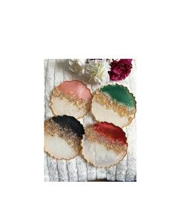 Juego de posavasos de resina y madera hechos a mano con diseño artístico moderno para decoración del hogar, mesa de café, mesa de comedor y uso en escritorio de oficina. - Product Image 1