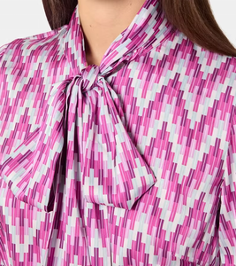 Chemisier à col noué pour femme, rose, motif géométrique tissé, anti-plis, écologique, à manches longues - Product Image 1