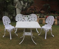 Banc d'amour moderne et durable en fer forgé anti-rouille, style ferme, pour jardin, parc, villa, avec motif rose sculpté, 2 places, structure métallique, Inde HIMALAY
