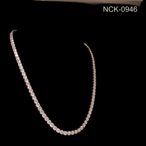 Collier en diamant en argent sterling 925, moissanite, coupe ronde, bijoux élégants, brillance intemporelle, accessoire de mode étincelant - Product Image 6