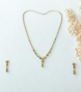 Ensemble collier élégant en or en forme de Y avec boucles d'oreilles assorties pour femmes, bijoux de mode pour mariages et fêtes traditionnelles - Product Image 2