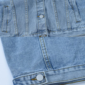 Veste en jean respirante, imperméable et coupe-vent pour femme, en tissu peau de mouton, couleur unie, col rabattu, confortable, prix raisonnable - Product Image 6