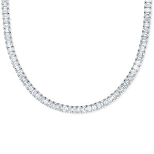 Collier tennis en or blanc 18 carats |   Chaîne de diamants de luxe taille émeraude avec certification IGI |   Roy Diamond Élégant Continu - Product Image 4