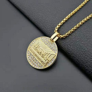 Collar con Colgante de la Última Cena con Incrustaciones de Circonitas, de Acero Inoxidable Chapado en Oro de 18K, con Cadena y Dije Redondo de Circonitas - Product Image 4