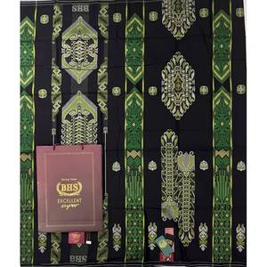 Sarong Lungi Pareo pour Hommes en Tissu Mercerisé Respirant et Élégant, Qualité Or BHS d'Indonésie - Product Image 2
