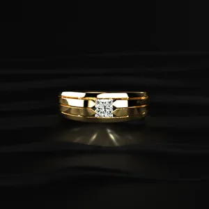 Elegante anillo solitario de diamante con corte princesa de 0,5 quilates para hombre, anillos de promesa de diamantes en oro, anillo de diamante natural con claridad VVS-VS IGI - Product Image 1