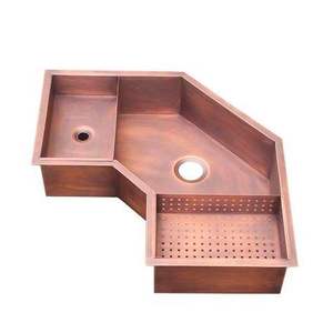 Fregadero de Cocina Rústico y Elegante en Cobre con Superficie Martillada Lisa y Delantal Clásico para Cocinas de Estilo Campestre - Product Image 3