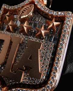 Pendentif Football Iced Out, Pendentif Bouclier de Championnat, Bijoux Hip Hop, Pendentif Diamant Moissanite, Pendentif en Argent Sterling 925 - Product Image 3