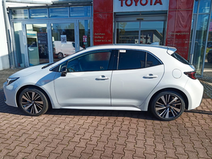 Toyota Corolla 18 Hybrid Teamplayer Sedan Fuel Efficient Automatic Low Mileage Right Hand Drive Export Vehicle - Product Image 6