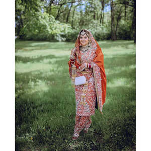 Ensemble de robes de bal de style fantaisie de créateur, haut, pantalon et dupatta - Product Image 2