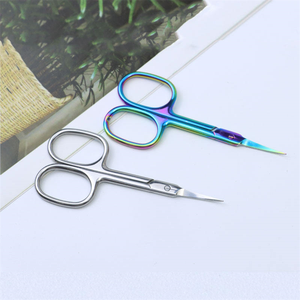 Ciseaux de soin des cuticules en acier inoxydable de qualité supérieure pour droitiers, élimination précise des cuticules, lame incurvée, pointe acérée, outil de beauté pour le nail art - Product Image 5