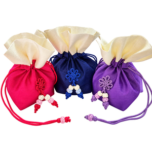 Pochette carrée coréenne Bokjumeoni en polyester, sac cadeau traditionnel en tissu avec cordon de serrage, porte-bonheur, rangement pour bijoux, léger et réutilisable - Product Image 2