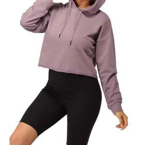 Conjuntos Cortos Personalizados OEM para Mujer, Conjunto de Dos Piezas con Bloques de Color, Corte Moderno para Compradores de Ropa Urbana Estadounidense - Product Image 3