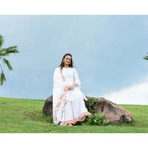 Conjunto de Traje de Algodón Transpirable para Mujer, Color Blanco Intenso, Talla XS - Product Image 1