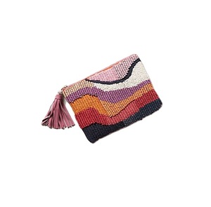Porte-monnaie artisanal en perles de rocaille avec motif décoratif, pochette compacte faite à la main pour usage quotidien - Product Image 1