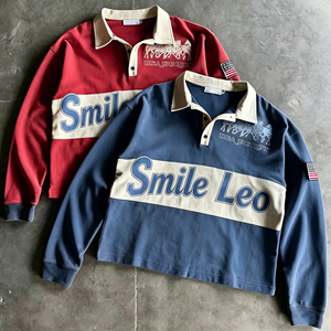 SMILE LEO เสื้อเชิ้ตผ้าใบระบายอากาศแขนสั้นสำหรับผู้ชาย, เสื้อถักลำลองกระดุมด้านหน้าพิมพ์ลายตัวอักษรสีแดงและสีน้ำเงิน - Product Image 6