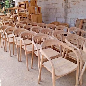 Muebles de interior de madera de teca personalizados para proyectos de cafeterías y hoteles, silla con asiento de madera aqm211 - Product Image 1