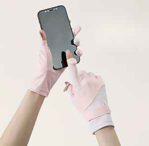 Gants d'équitation noirs et blancs pour femmes, coupe régulière, fermeture auto-agrippante, couleur unie, gants d'équitation avec grip - Product Image 2