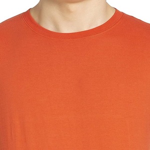 T-shirt pour homme noir surdimensionné de haute qualité, personnalisé, à épaules tombantes et col rond, en tricot - Product Image 5