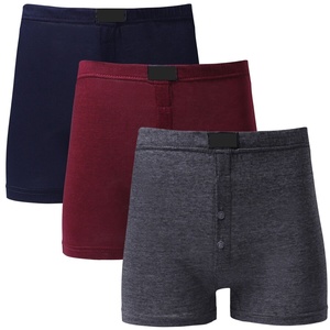 Sous-vêtements pour hommes Boxer en soie de glace fine pour hommes Pantalon plat sans couture de couleur pure pour hommes Slip à séchage rapide Boxers pour hommes de l'usine - Product Image 1
