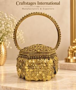 Sac de soirée en métal doré avec motif coquillage et poignée anneau rond, pochettes de mariée en métal argenté et colorées - Product Image 2