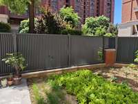 Valla de Aluminio con Lamas para Patio de Casa, Precio de Fábrica, Personalizable y de Fácil Montaje