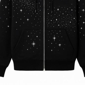 Sudadera con Capucha Personalizada con Pedrería de Estrellas, Sudadera Unisex con Cierre Completo y Estampado de Estrellas, Estilo Urbano - Product Image 3