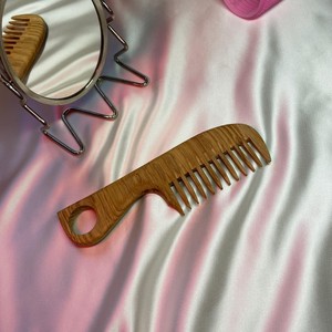 Handmade 100% Natural Green Sandalwood Hair <b>Comb</b> <b>Wide</b> Tooth Wooden <b>Comb</b> for Curly Hair for Home Use Natural Crafts - Product Image 3