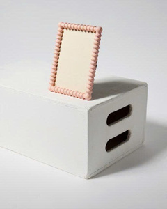 Marco de Fotos de Laca Refinada, Diseño Elegante y Atemporal, Acabado Brillante, Hecho a Mano, para Decoración del Hogar - Product Image 5