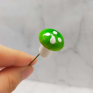 Decoración de Hongos Coloridos Pintados con Temática de Hadas en Miniatura para Casa de Muñecas, Accesorios para Mini Jardín - Product Image 6